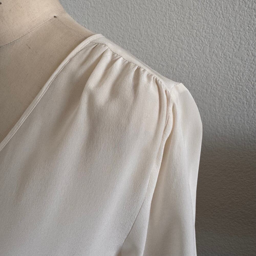 Yumi Kim S Ivory 100% Silk Pintuck Blouse 3/4 Sleeve Black Button Luxury Top - Picture 7 of 10